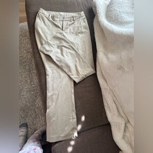 Women’s beige dress pants size 8